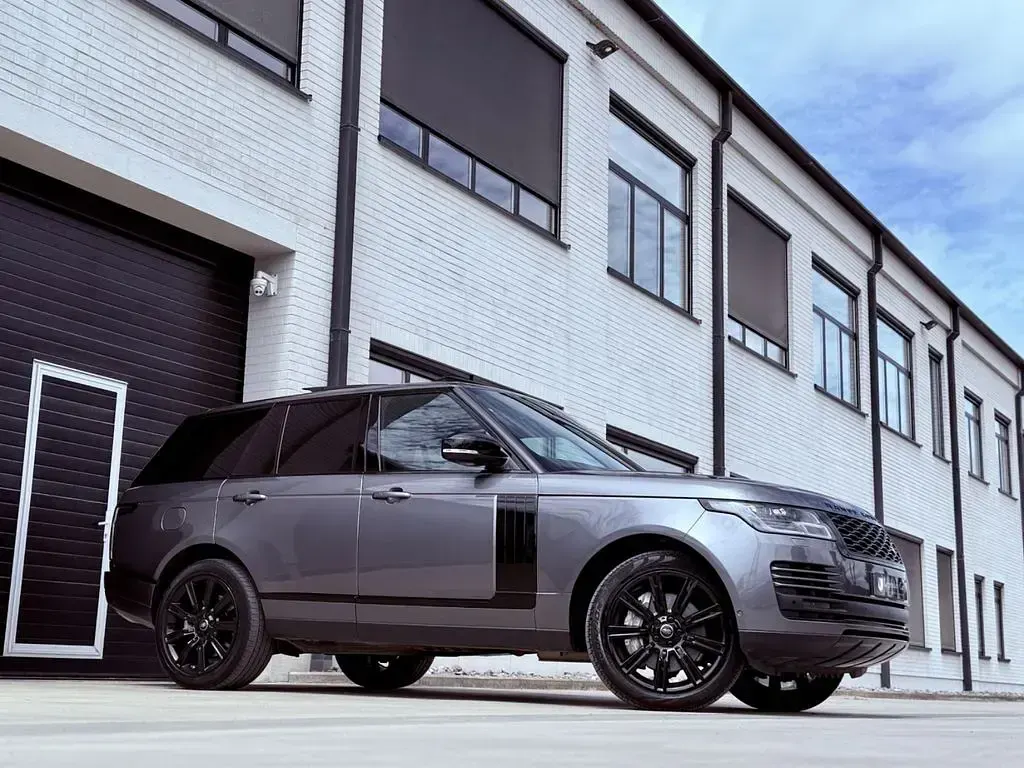 Gebraucht Land Rover Range Rover Vogue 404 PS (297 kW) 2019 Grau SUV