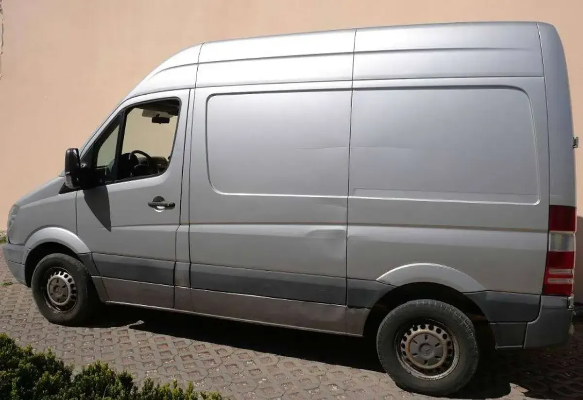 Gebraucht Mercedes Sprinter 129 PS (94 kW) 2007 Grau Van