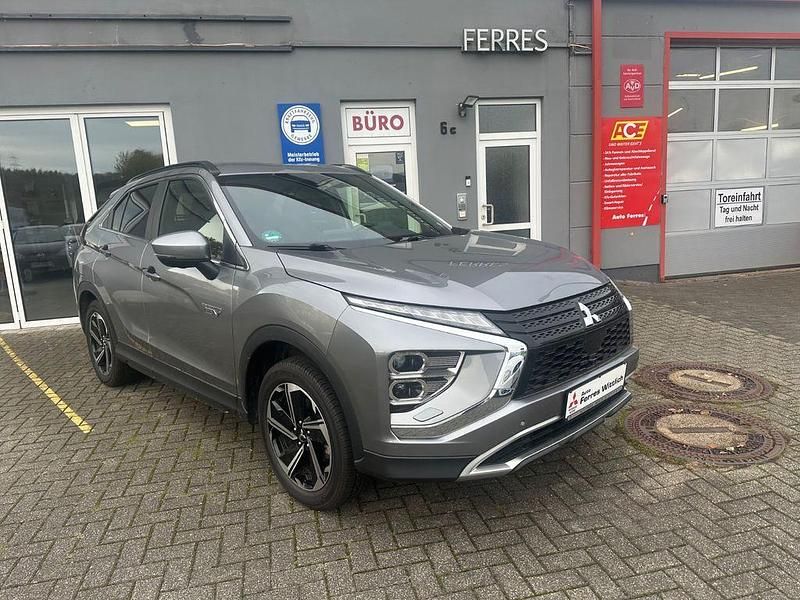 Gebraucht Mitsubishi Eclipse Cross Edition 98 PS (72 kW) 2021 Grau SUV