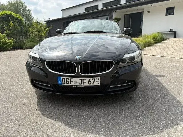 Gebraucht BMW Z4 Sport Line 204 PS (150 kW) 2010 Schwarz Cabrio