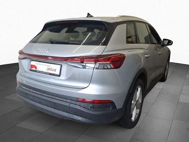 Gebraucht Audi Q4 e-tron Advanced 150 kW (204 PS) 2023 Florettsilber metallic SUV