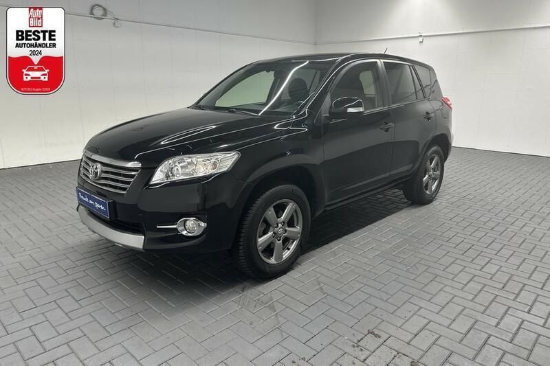 Schwarz (black) Gebraucht 2012 Toyota RAV4 SUV | 11.980 € (Fairer Preis) - Bild 1/4