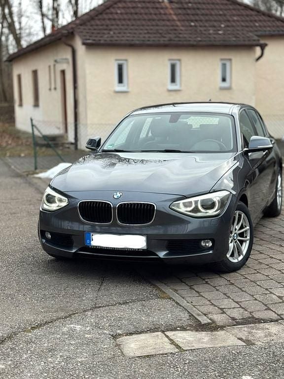Gebraucht BMW 118 Sport Line 170 PS (125 kW) 2014 Grau Kleinwagen