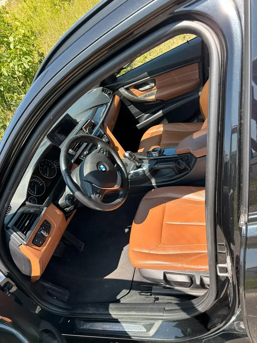 Używany BMW 325 218 KM (160 kW) 2013 Czarny Kombi