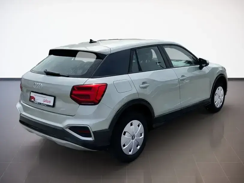 Używany Audi Q2 Advanced Plus 116 KM (85 kW) 2025 Srebrny SUV