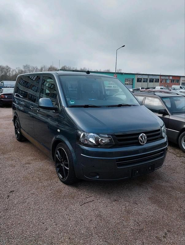 Gebraucht VW T5 131 PS (96 kW) 2008 Grau Van
