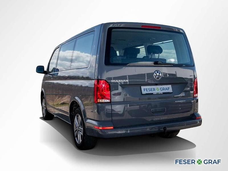 Gebraucht VW Multivan 204 PS (150 kW) 2025 Pure grey Van