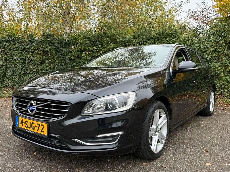 Gebraucht Volvo V60 Summum 280 PS (205 kW) 2013 Other Kombi