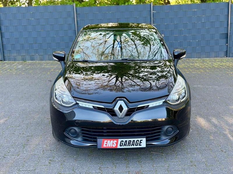 Gebraucht Renault Clio IV Dynamique 90 PS (66 kW) 2015 Sternenschwarz Kleinwagen