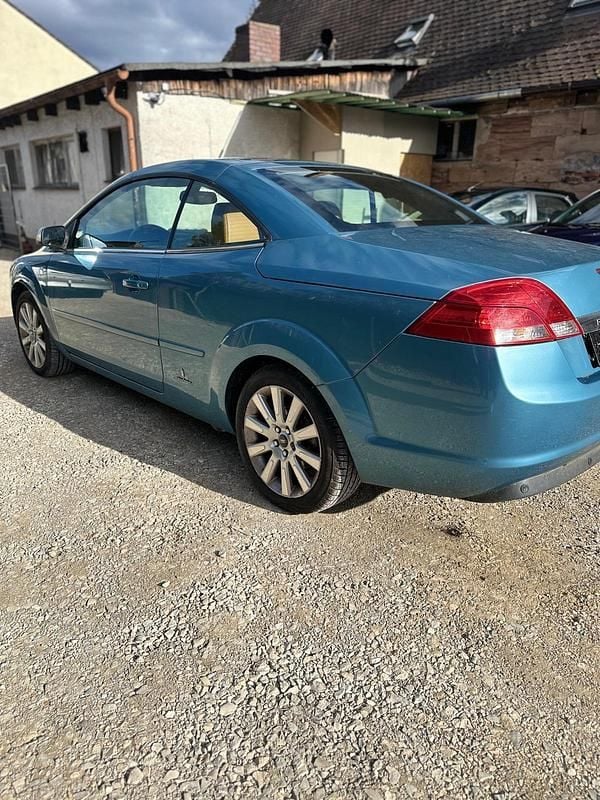Gebraucht Ford Focus Cabriolet 145 PS (106 kW) 2007 Blau Cabrio