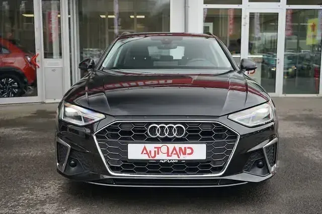 Gebraucht Audi A4 S-Line 163 PS (119 kW) 2021 Schwarz Kombi