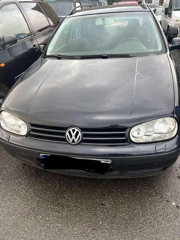 Schwarz Gebraucht 2004 VW Golf IV Kombi | 2.350 € (Fairer Preis) - Bild 1/4