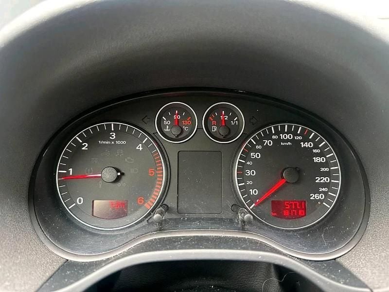 Gebraucht Audi A3 105 PS (77 kW) 2007 Blau Kleinwagen