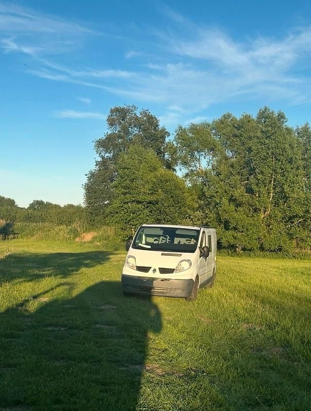 Gebraucht Renault Trafic 109 PS (80 kW) 2009 Weiß Van / Kleinbus