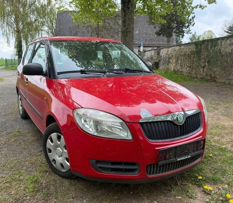 Rot Gebraucht 2008 Skoda Fabia Cool Edition Kleinwagen | 1.999 € (Fairer Preis) - Bild 1/4