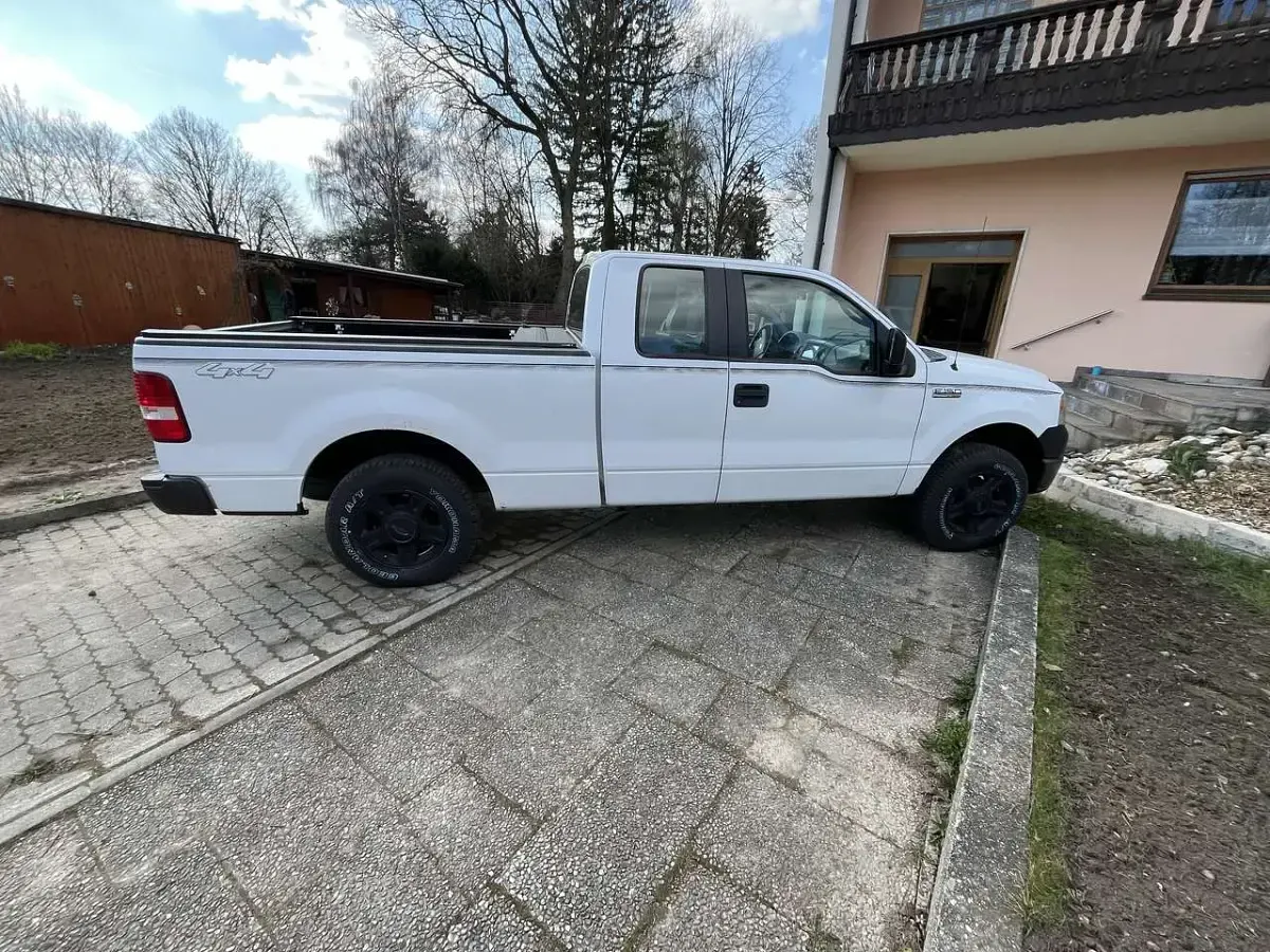 Gebraucht Ford F-150 252 PS (185 kW) 2007 Weiß Pickup