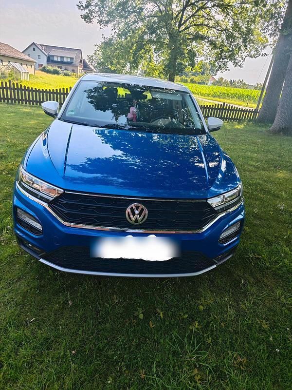 Blau Gebraucht 2017 VW T-Roc SUV | 17.500 € (Fairer Preis) - Bild 1/4