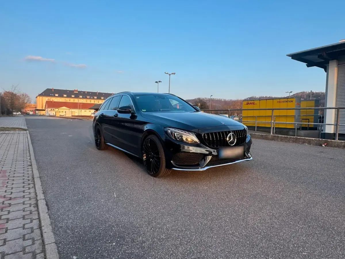 Gebraucht Mercedes C250 AMG 204 PS (150 kW) 2017 Schwarz Kombi