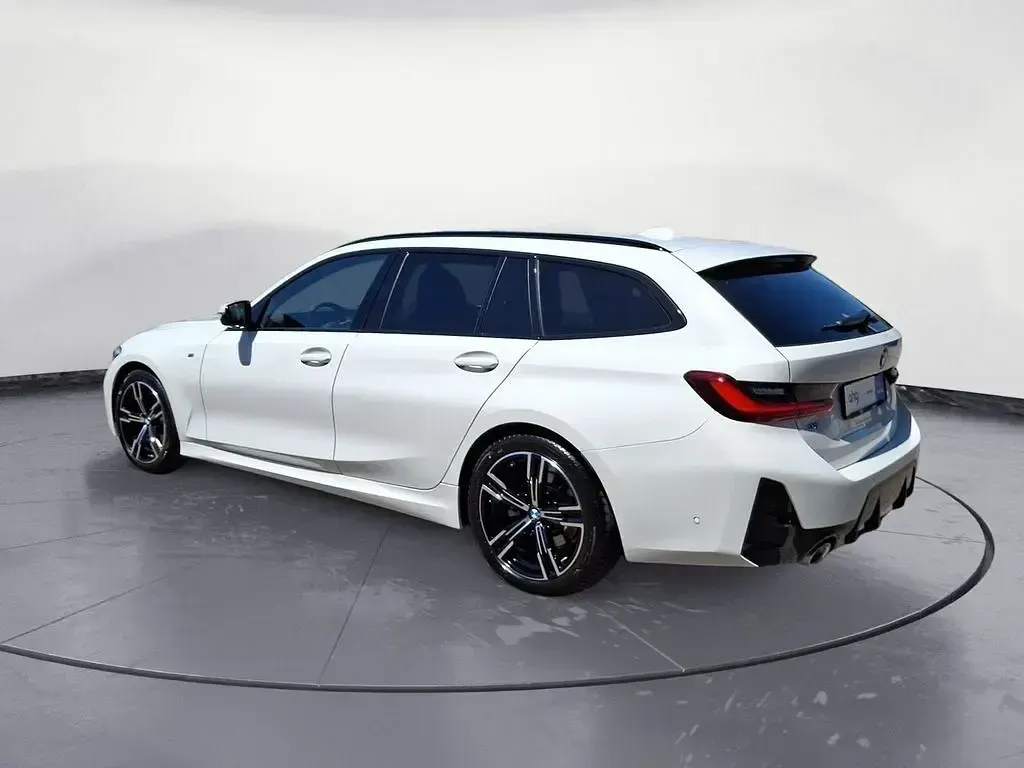 Gebraucht BMW 318 Performance 156 PS (114 kW) 2025 Weiß Kombi