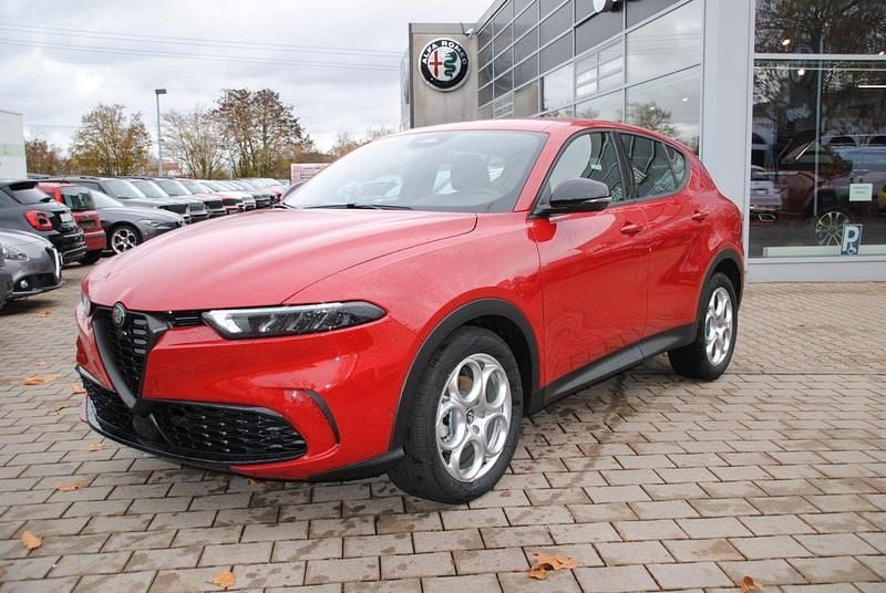 Gebraucht Alfa Romeo Tonale Sprint 131 PS (96 kW) 2024 Rot SUV