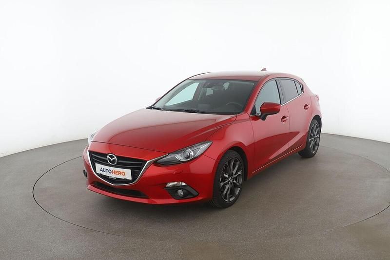 Rot Gebraucht 2016 Mazda 3 Nakama Limousine | 15.040 € (Fairer Preis) - Bild 1/3