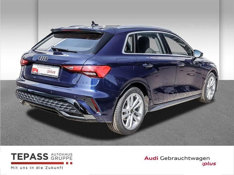 Second-hand Audi A3 S-Line 116 CP (85 kW) 2024 Albastru Berlinǎ