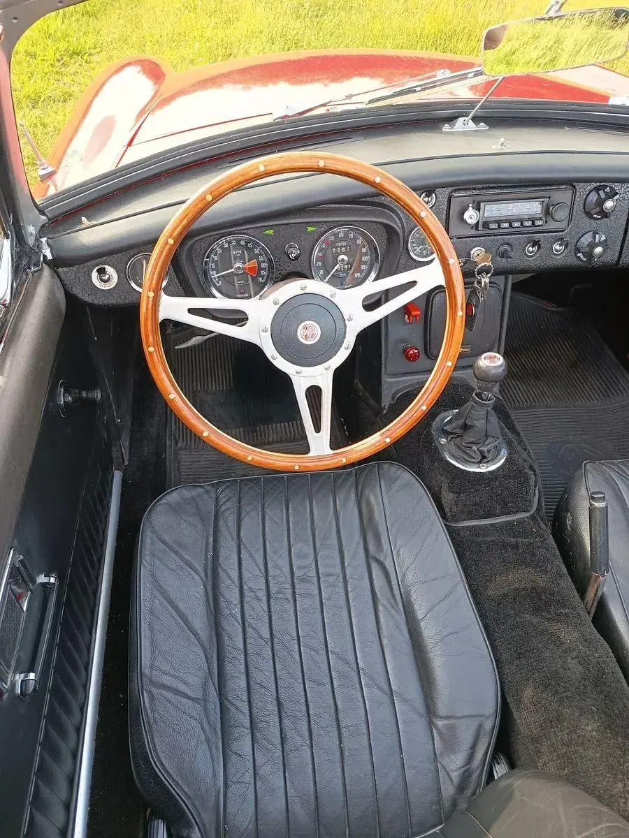 Gebraucht MG B 95 PS (69 kW) 1967 Rot Cabrio