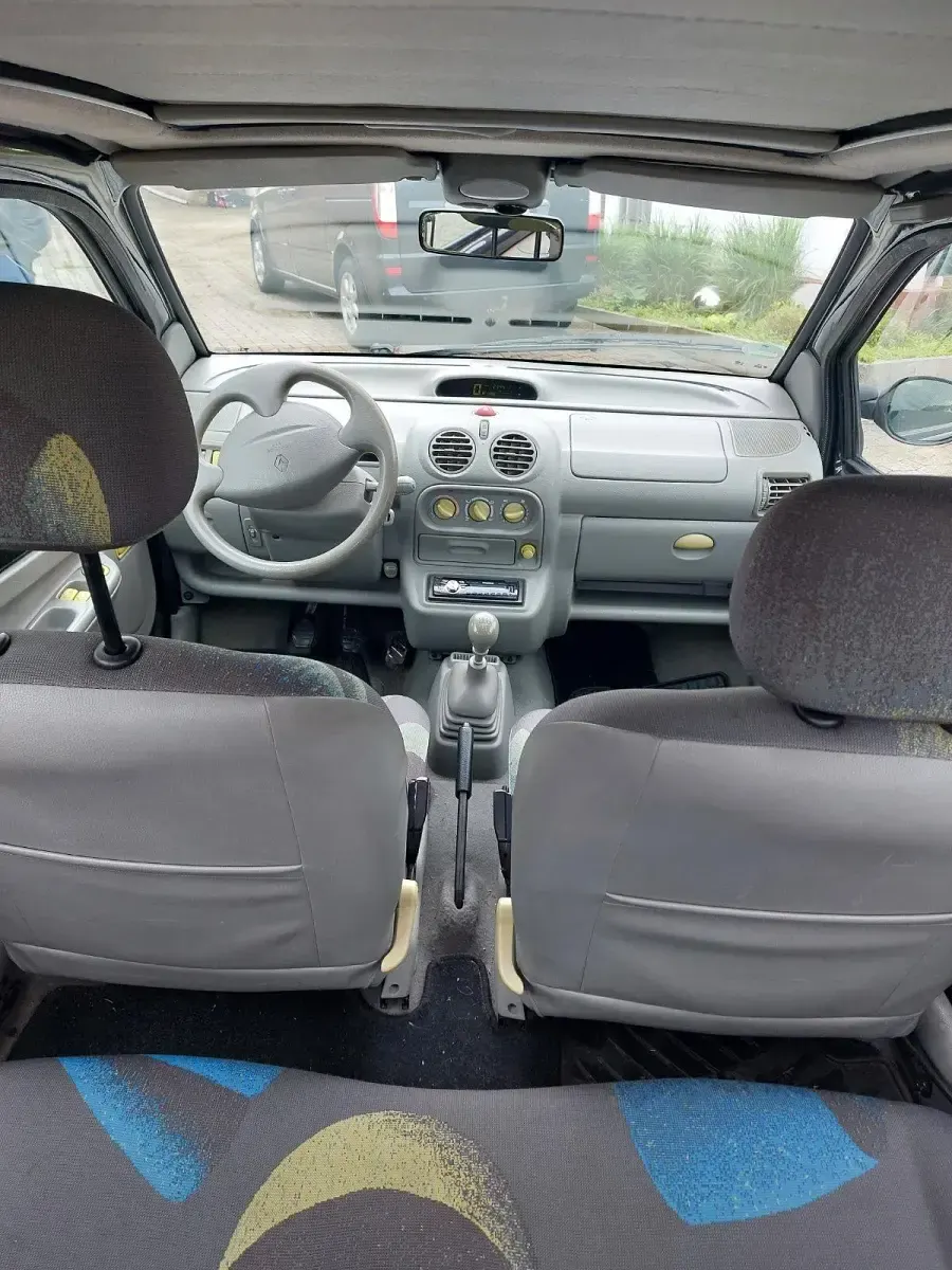 Brugt Renault Twingo 58 HK (42 kW) 1999 Sort Hatchback