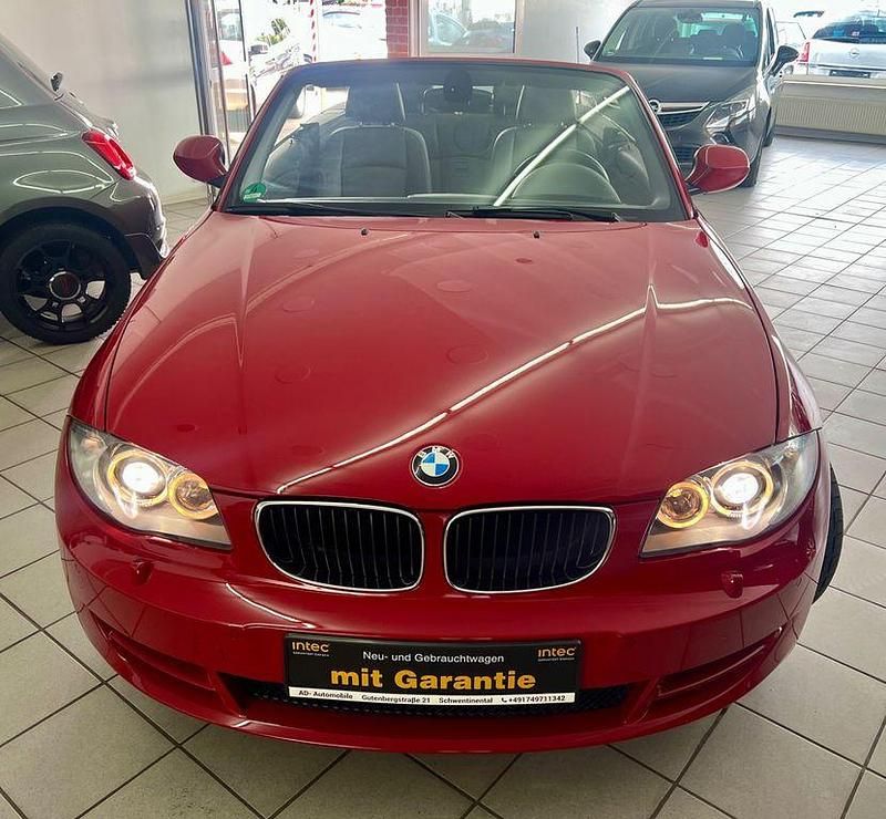 Rot Gebraucht 2010 BMW 120 Cabriolet Advantage Cabrio | 12.990 € (Etwas zu teuer) - Bild 1/4
