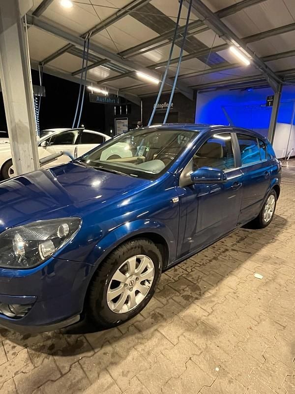 Gebraucht Opel Astra 105 PS (77 kW) 2004 Blau Kleinwagen