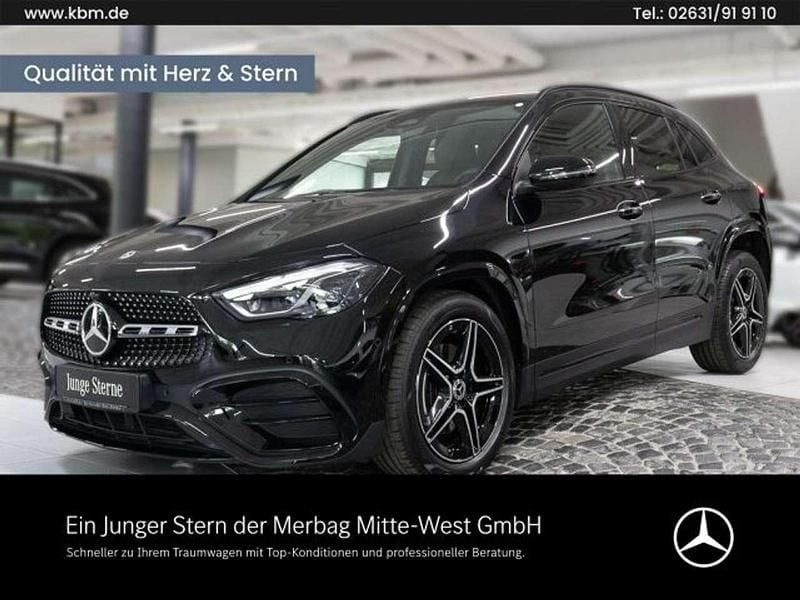 Lack kosmosschwarz Gebraucht 2024 Mercedes GLA220 AMG SUV | 44.450 € (Fairer Preis) - Bild 1/4