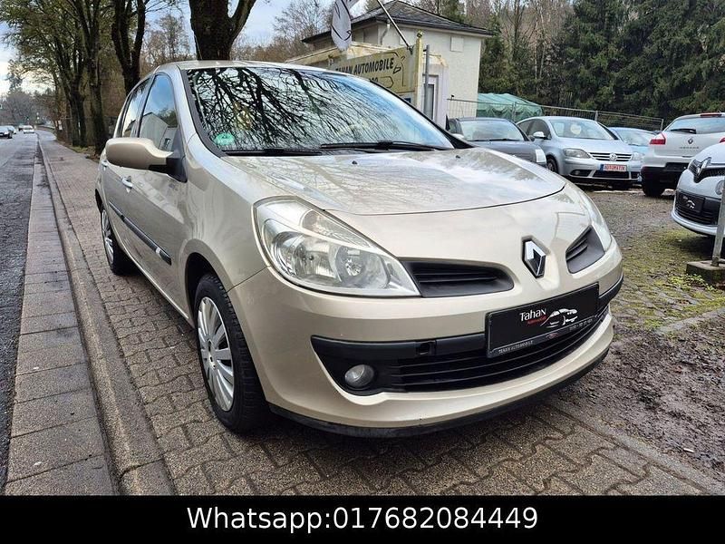 Gebraucht Renault Clio III Privilege 88 PS (64 kW) 2006 Gold Limousine
