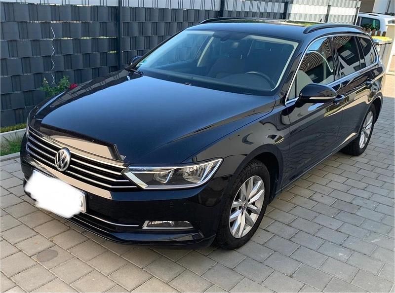 Schwarz Gebraucht 2018 VW Passat Kombi | 14.600 € (Fairer Preis) - Bild 1/4