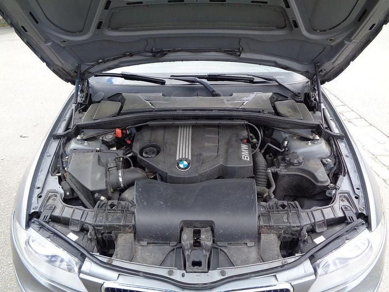 Gebraucht BMW 118 Advantage 143 PS (105 kW) 2009 Grau Kleinwagen