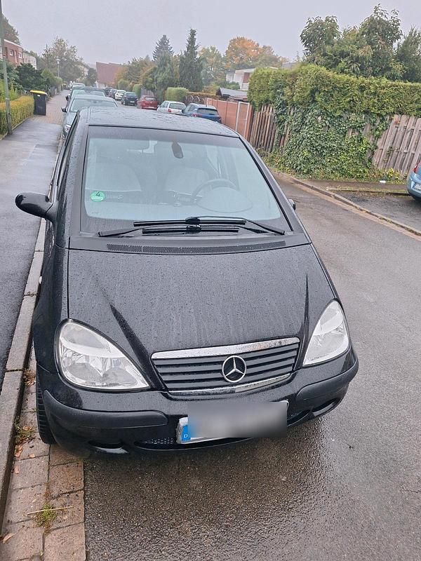 Schwarz Gebraucht 2005 Mercedes A140 Kleinwagen | 5.499 € - Bild 1/4