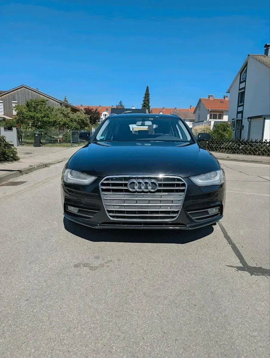 Gebraucht Audi A4 204 PS (150 kW) 2012 Schwarz Kombi