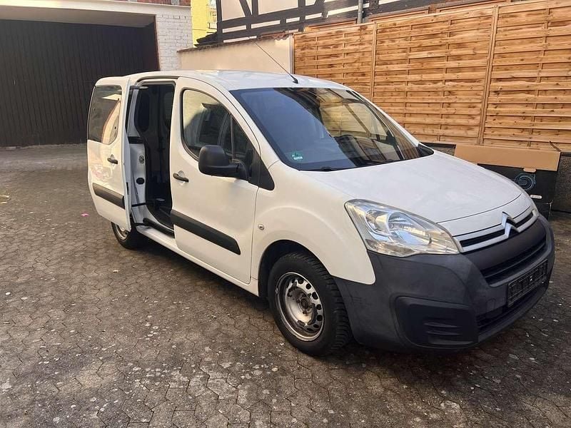Gebraucht Citroën Berlingo 99 PS (72 kW) 2016 Weiß Van / Kleinbus
