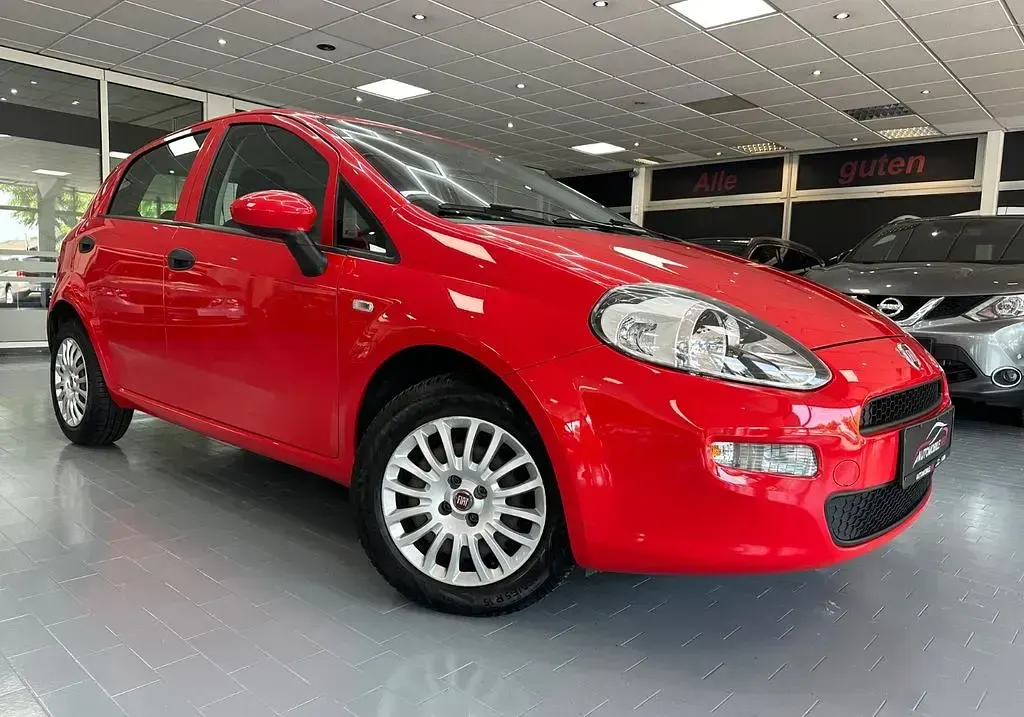 Gebraucht Fiat Punto Mystyle 69 PS (50 kW) 2017 Rot Kleinwagen