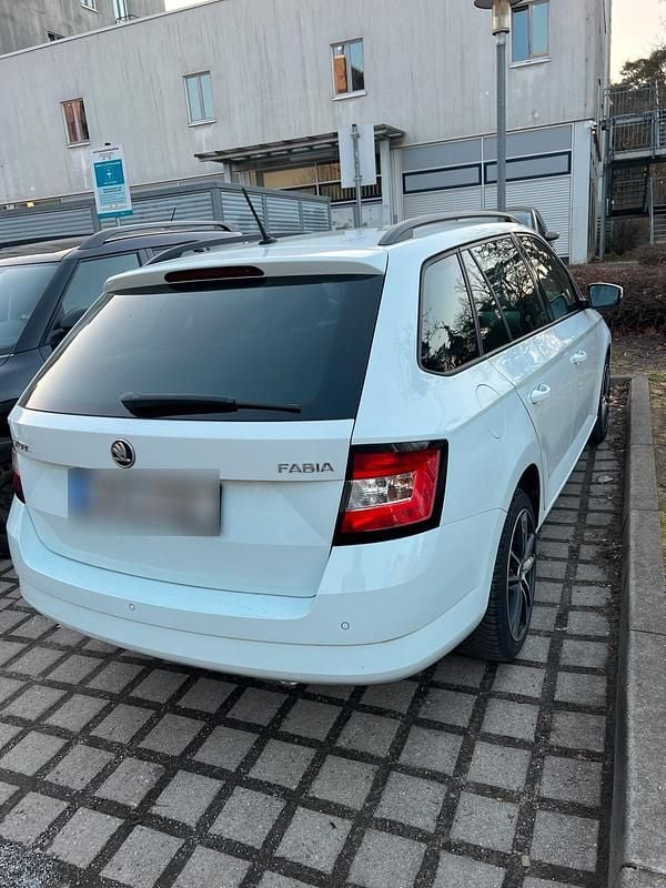 Gebraucht Skoda Fabia 90 PS (66 kW) 2017 Kombi