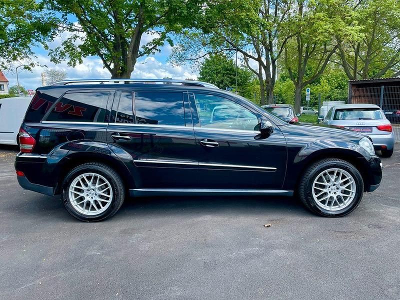 Gebraucht Mercedes GL320 224 PS (164 kW) 2009 Schwarz SUV