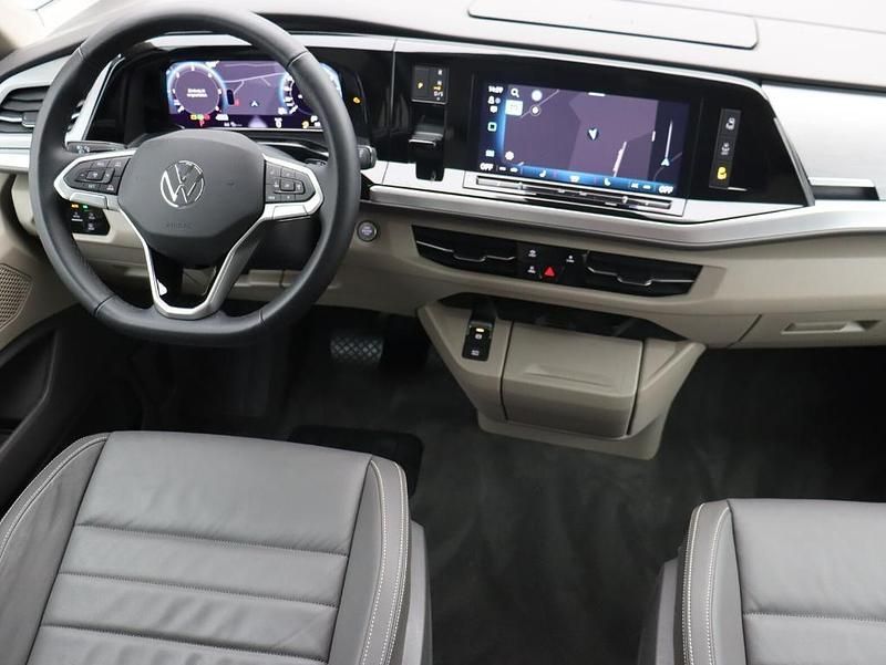 Gebraucht VW Multivan Life 150 PS (110 kW) 2024 Schwarz Van