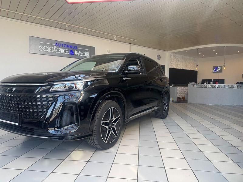 Neu DFSK E5 102 PS (75 kW) 2026 Schwarz SUV