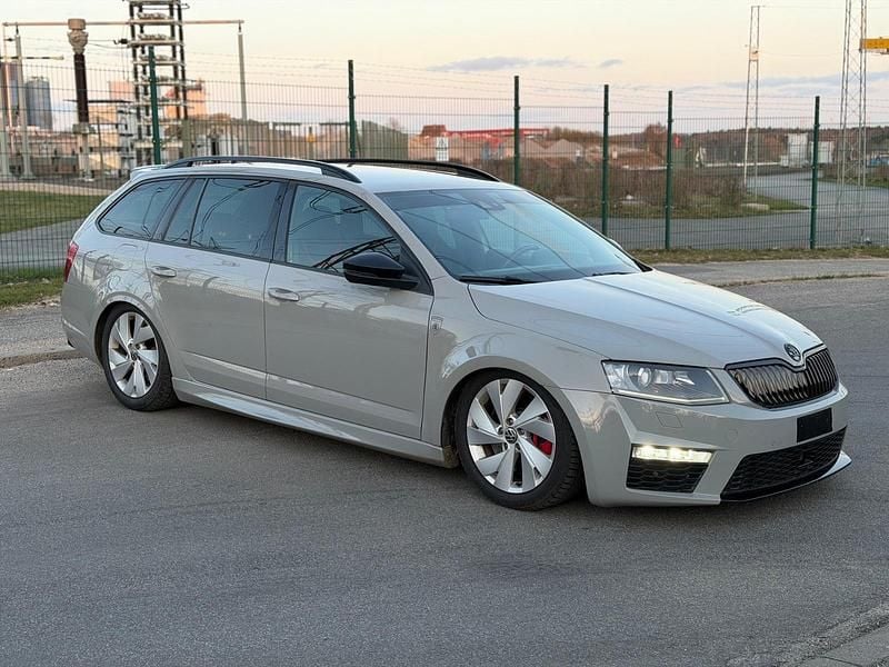 Gebraucht Skoda Octavia RS 184 PS (135 kW) 2016 Grau Kleinwagen