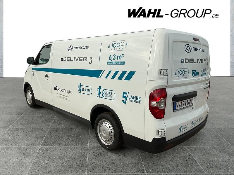 Gebraucht Maxus eDeliver 3 117 kW (160 PS) 2023 Weiß Van