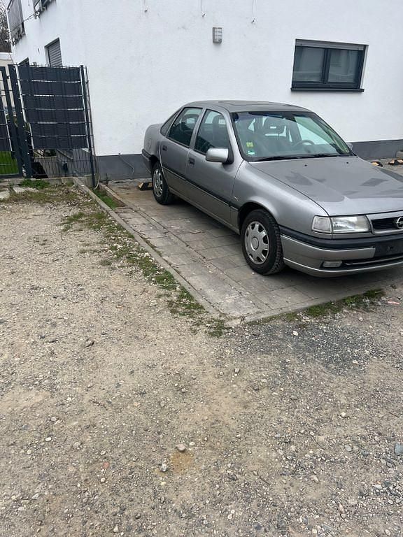 Gebraucht Opel Vectra 122 PS (89 kW) 1997 Silber Limousine
