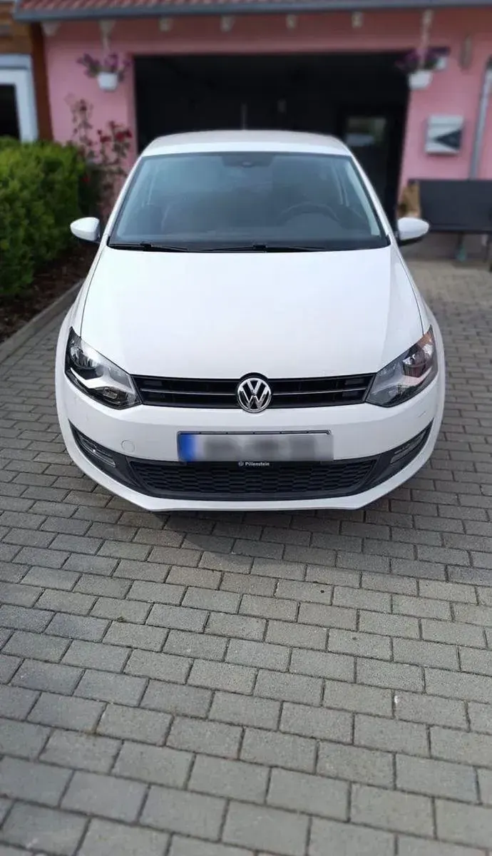 Gebraucht VW Polo Comfortline 69 PS (50 kW) 2010 Weiß Kleinwagen
