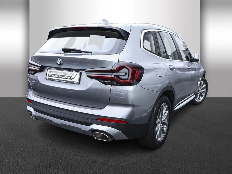 Gebraucht BMW X3 Sport Line 190 PS (139 kW) 2024 Grau SUV