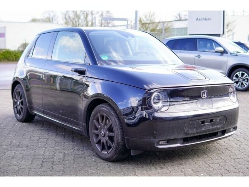 Crystal black pearl (metallic) Gebraucht 2021 Honda e Advance Kleinwagen | 18.990 € (Fairer Preis) - Bild 1/4