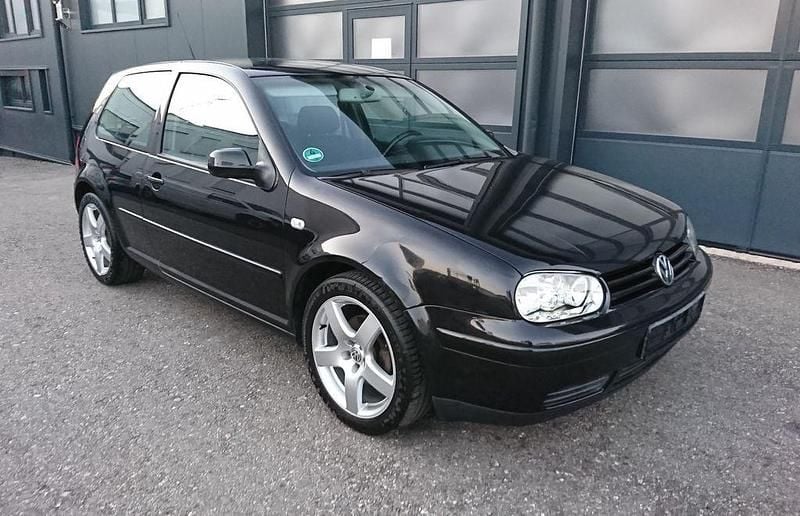 Schwarz Gebraucht 2003 VW Golf IV GT Limousine | 1.999 € (Guter Preis) - Bild 1/4