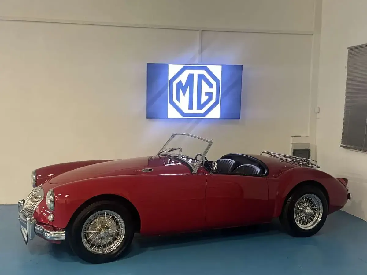 Gebraucht MG MGA 68 PS (50 kW) 1956 Rot Cabrio